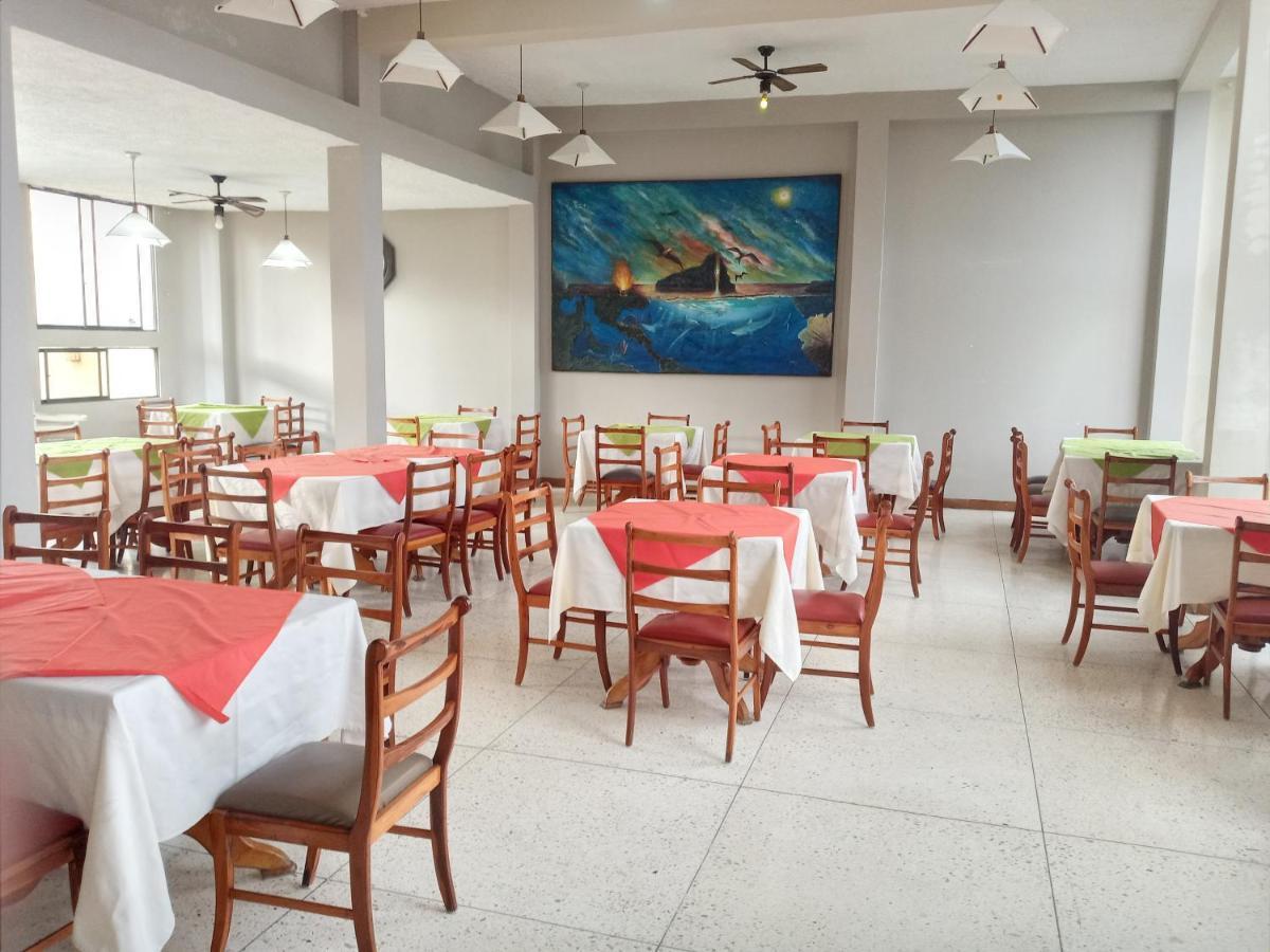 Hotel Palmeras Galapagos Пуэрто-Айора Экстерьер фото
